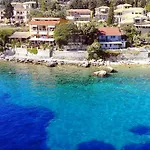 Eptanisa 3* Mikros Gialos