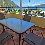 Eptanisa Aparthotel Mikros Gialos