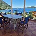 Eptanisa Aparthotel 3*