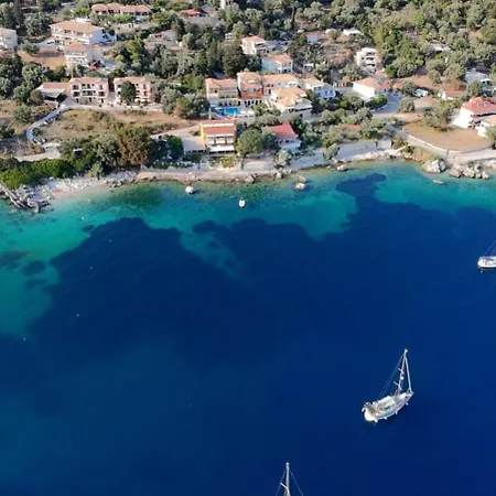 Eptanisa 3* Mikros Gialos