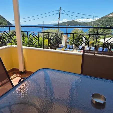 Eptanisa Apart Otel Mikros Gialos