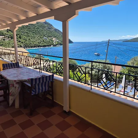 Aparthotel Eptanisa Mikros Gialos