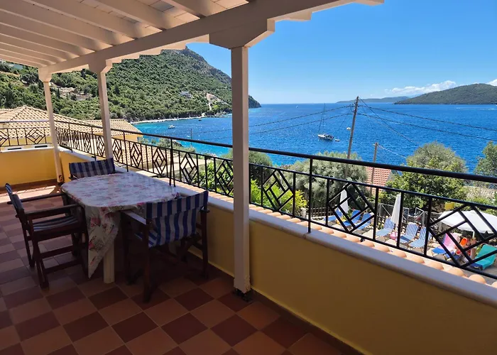 Hotel de apartamente Eptanisa Mikros Gialos