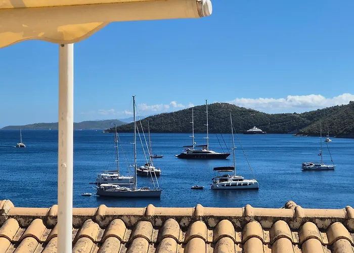 Eptanisa Hotel de apartamente 3*