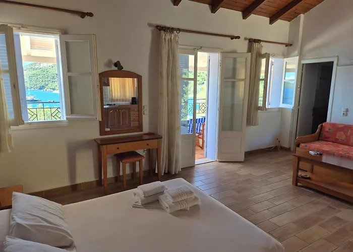 Eptanisa Hotel de apartamente Mikros Gialos